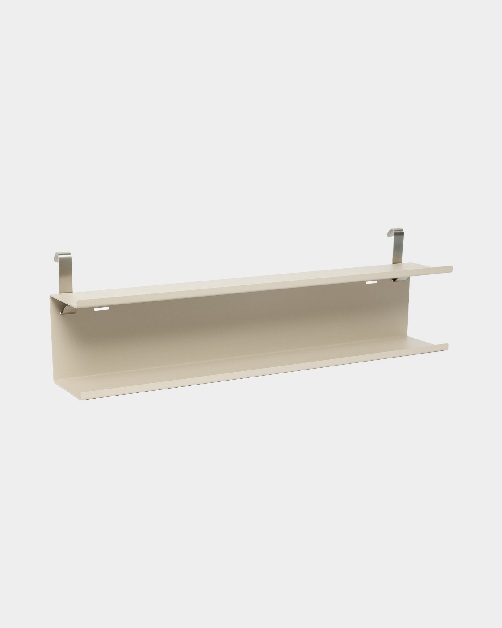 Étagère métallique double WoodUpp BM1 en beige, 63,5 cm, en steel thermolaqué avec deux supports et un design ouvert en dessous pour un rangement modulable sur panneaux acoustiques.